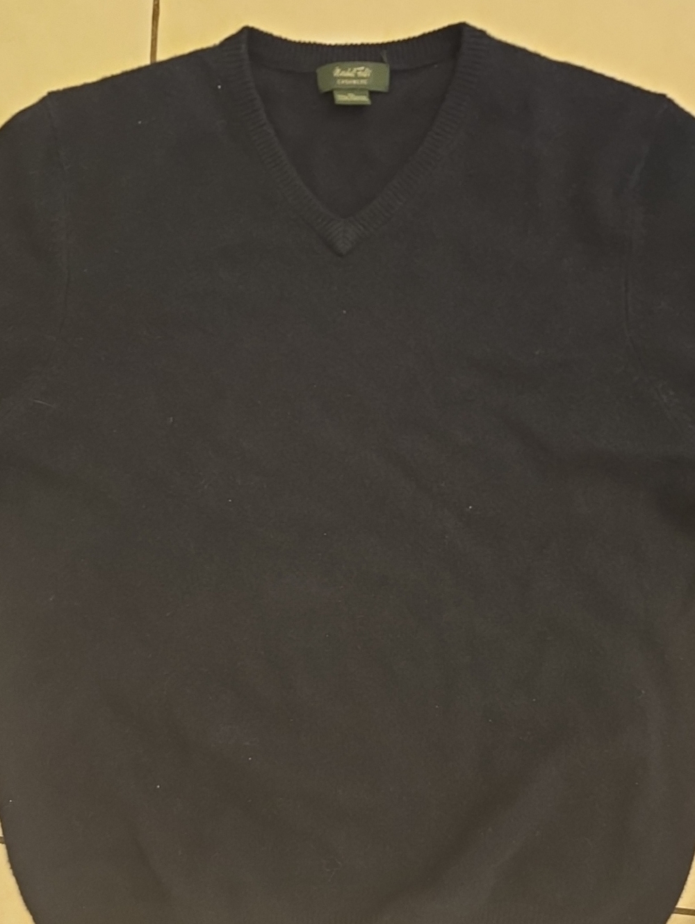 Marshall Fields  Men’s V-Neck Sweater - Black, Used